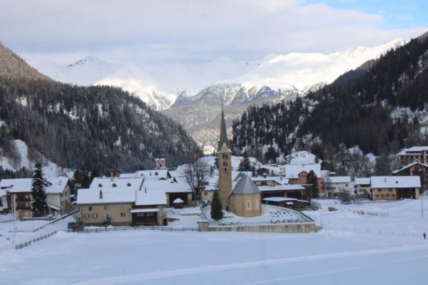 MAGIE DES TRAINS SUISSES EN HIVER – Image 5